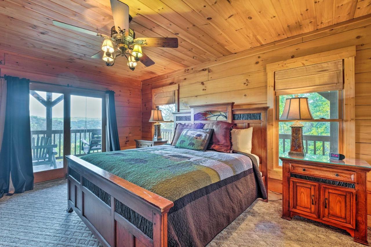 Pigeon Forge Cabin With Brand New Hot Tub And Views! Sevierville Exterior photo